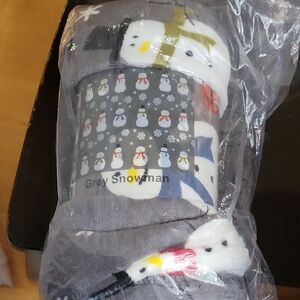 Gray Plush Microfleece Snowman Throw Blanket 50x60in